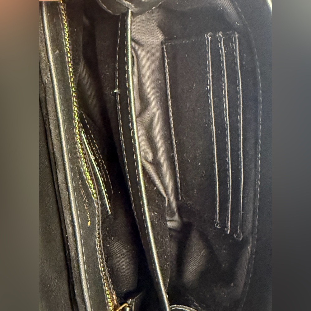 Sain Laurent Black Suede Loulou Toy Handbag - Picture 12 of 13